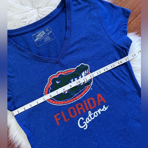 Florida GATORS Blue V-Neck Short Sleeve T-Shirt by Campus Heritage-Size M - Picture 9 of 10